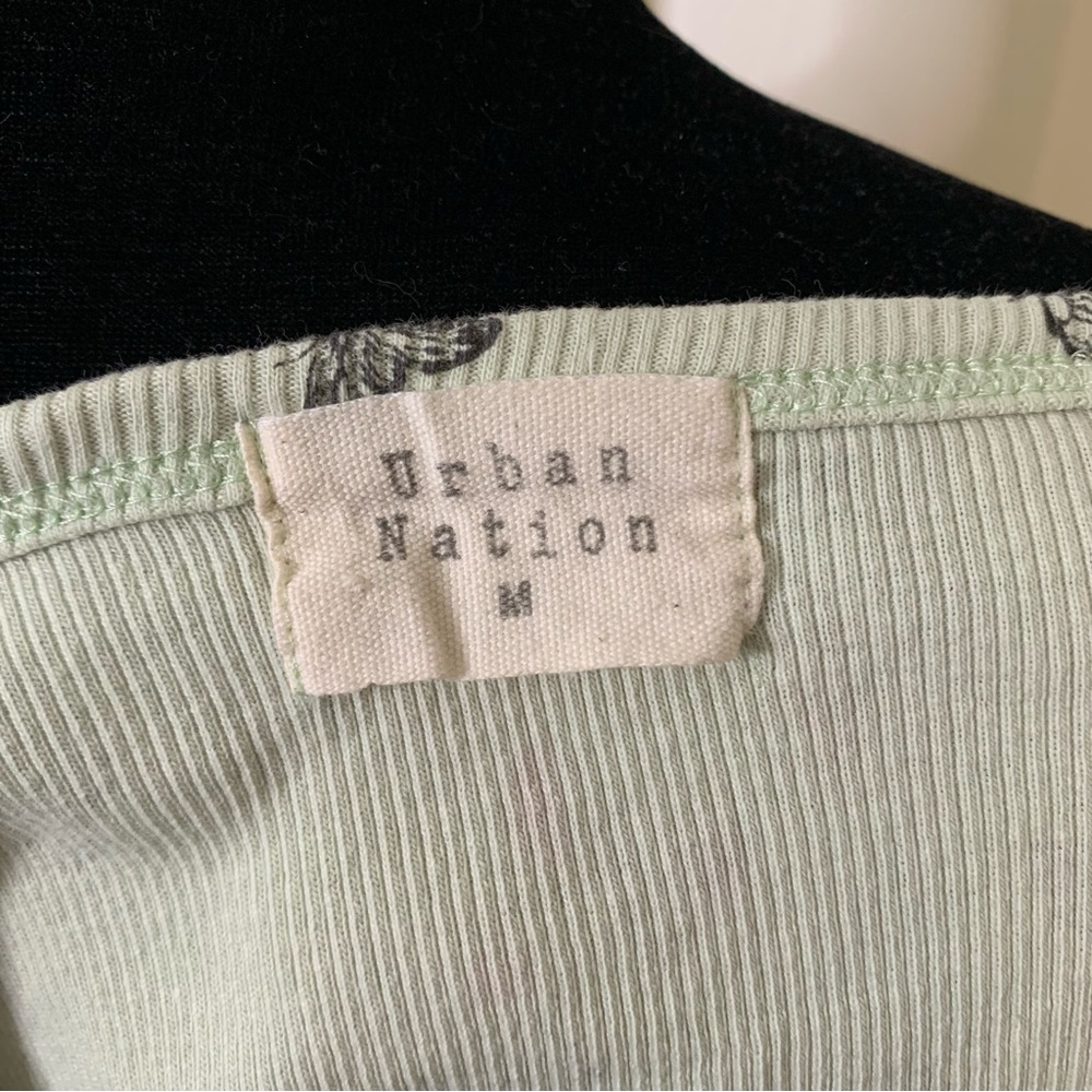 Y2K Urban Nation Light Green Butterfly Button Crop Top - Picture 5 of 5